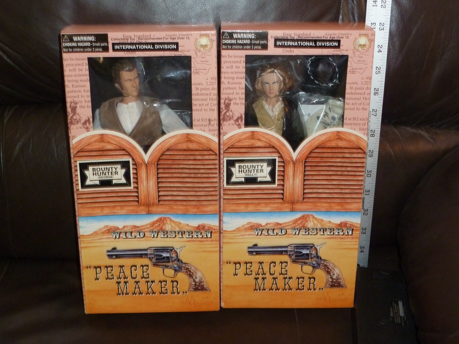 YAMATO WILD WESTERN 1999 12 INCH ORIGINAL SERIES PEACEMAKER BOUNTY HUNTER SET
