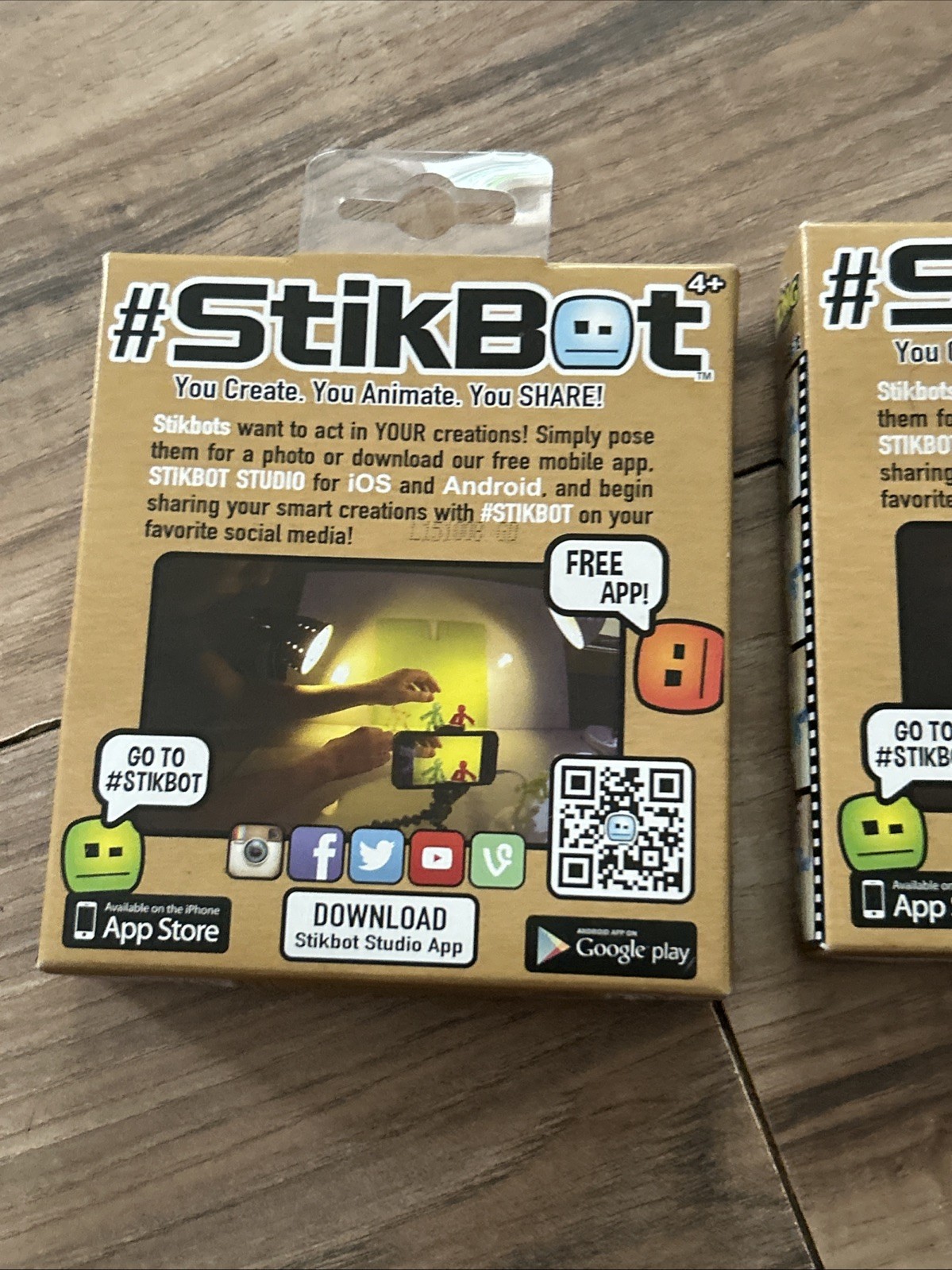 StikBot 2 Translucent 3.25&Prime;-inch (8 cm) Poseable Figure Blue And Pink