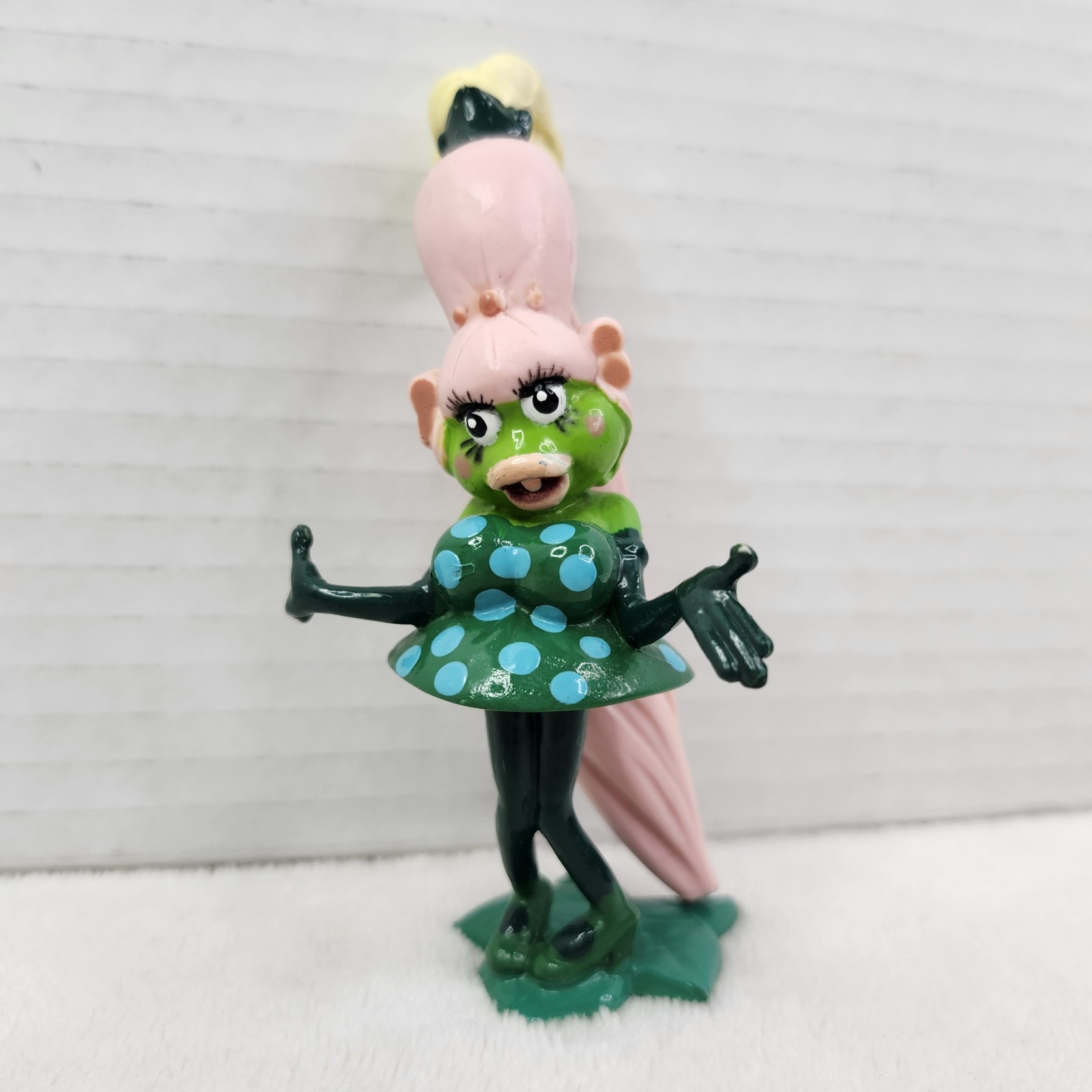 Vintage Dakin Bluth Thumbelina Mrs. Toad PVC Figure HTF Rare