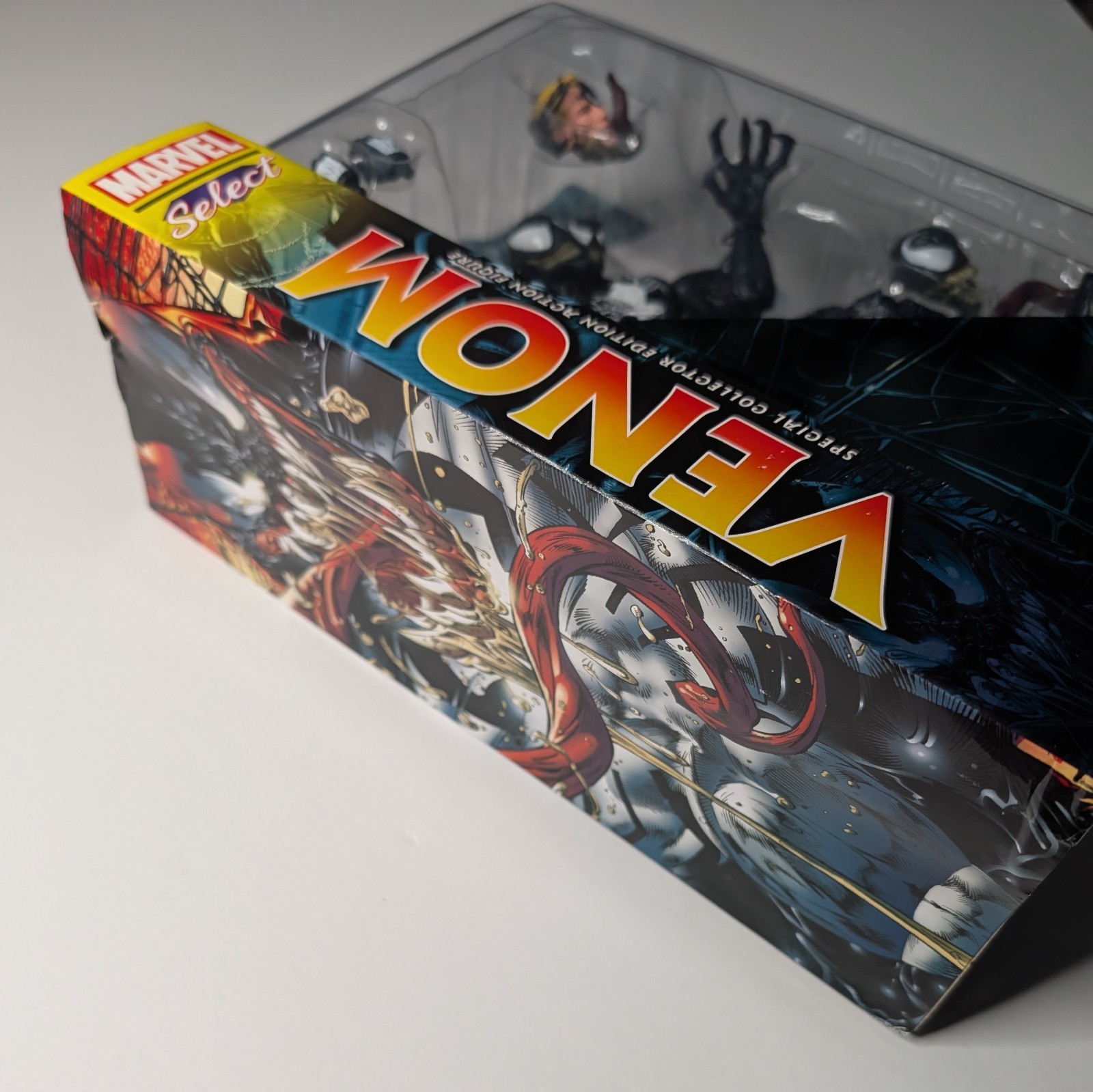 Venom Diamond Select Toys Marvel Select Sealed