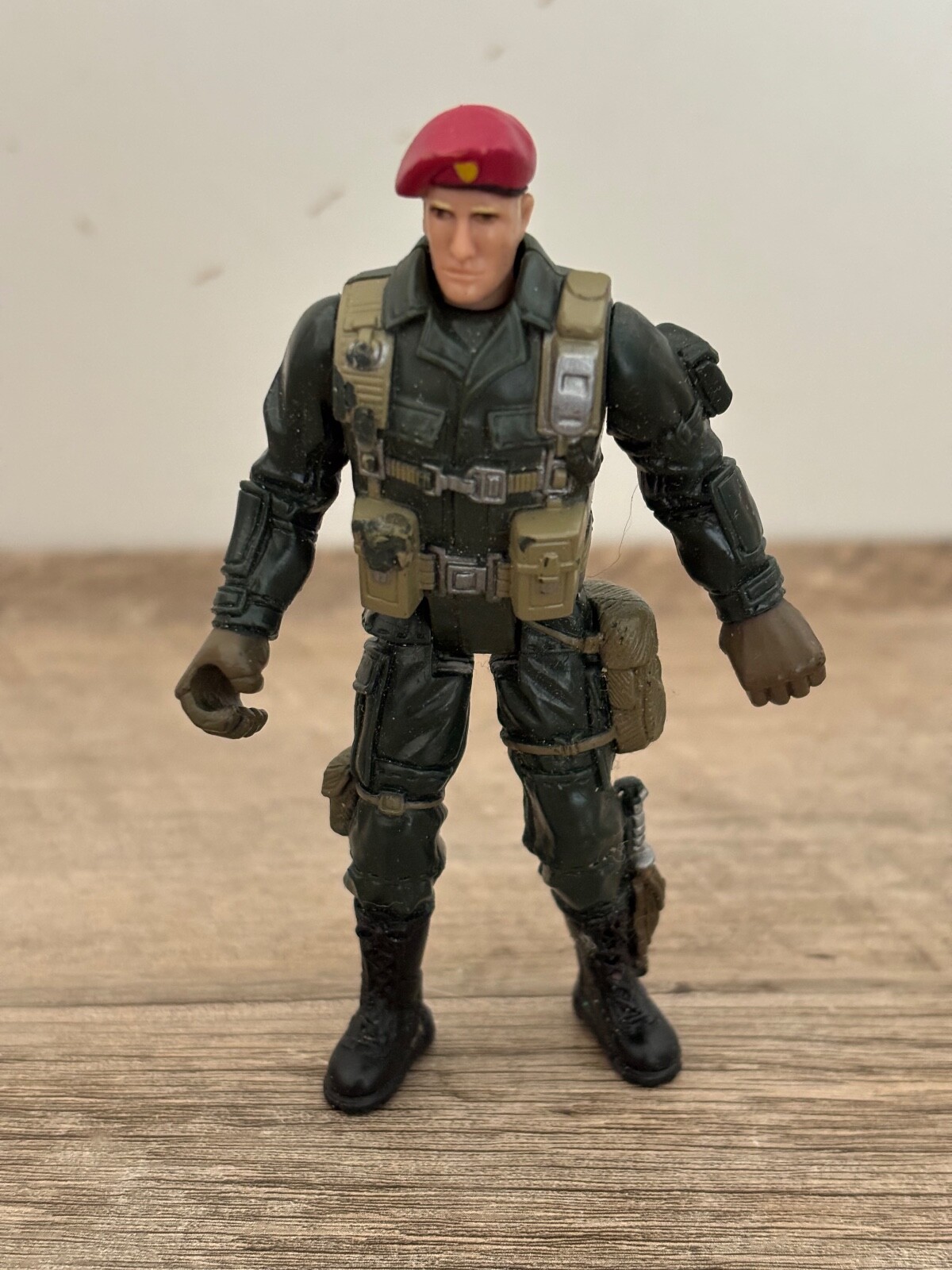 Chap Mei Red Beret Colonel Stewart