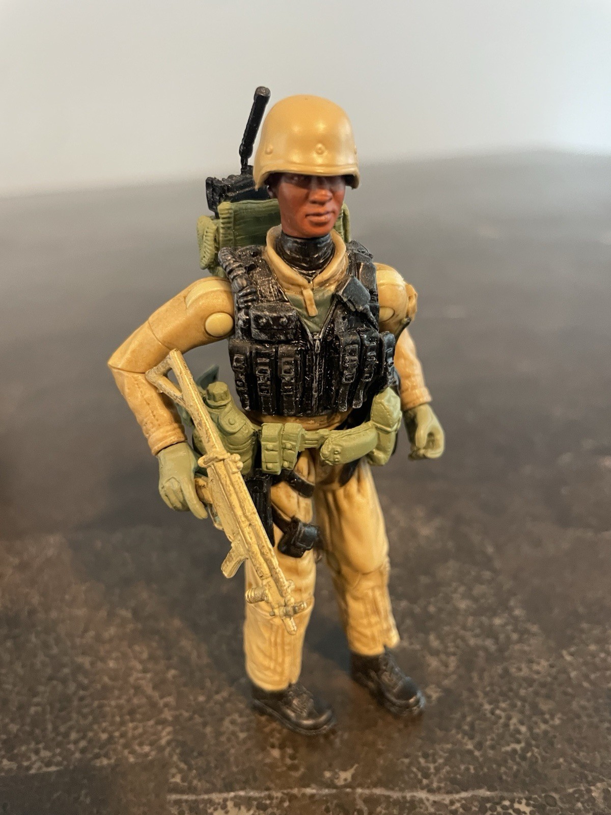 Elite Force Army Desert Ops Assault Commander Action Figure Blue Box Toys 2000