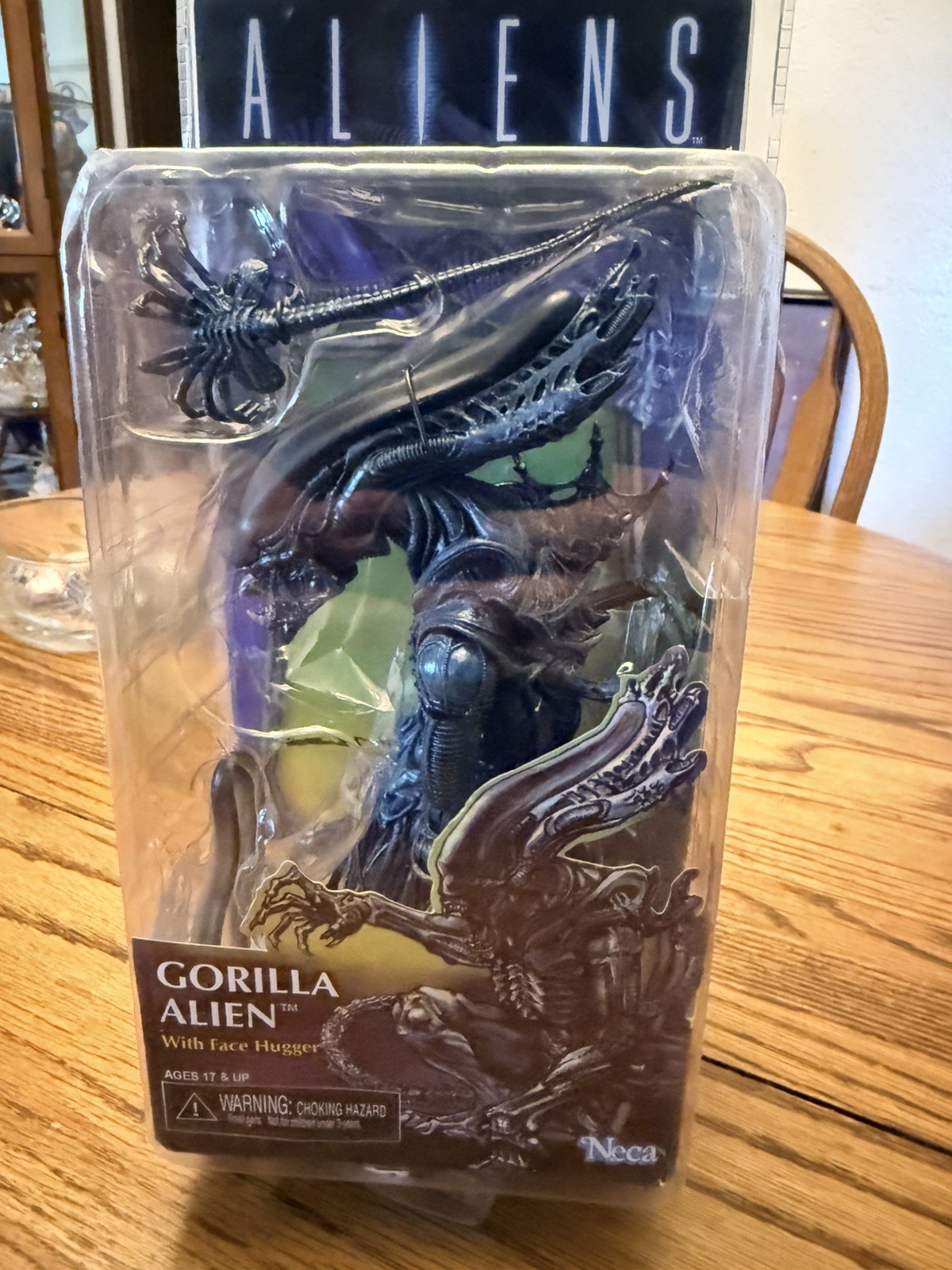 Aliens Neca Gorilla Alien with Face Hugger Figure Dark Horse Comic Sealed 2016