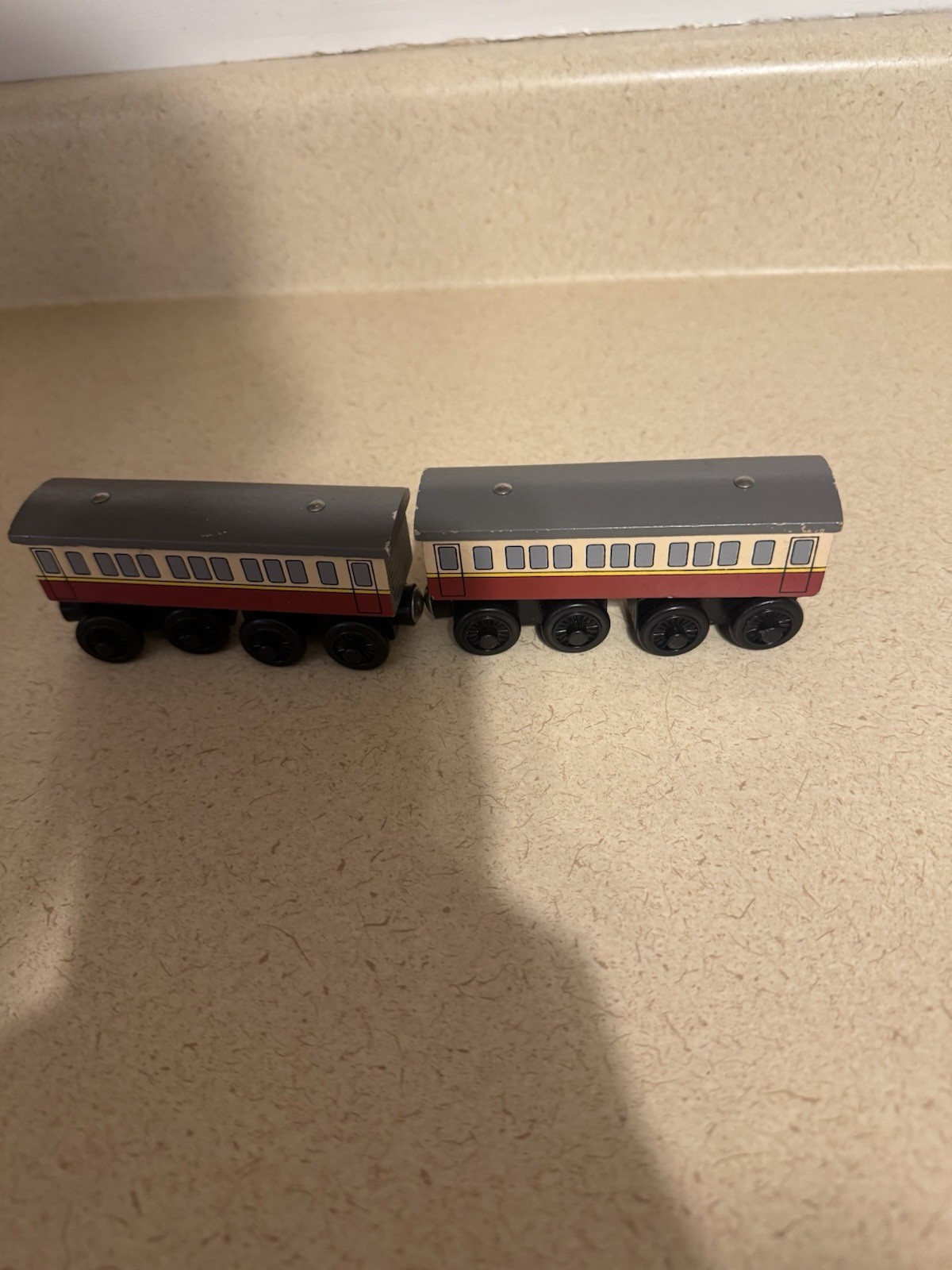 Thomas & Friends Wooden Gordon’s Express Coach Car Lot Trains X 2 Vintage 2003