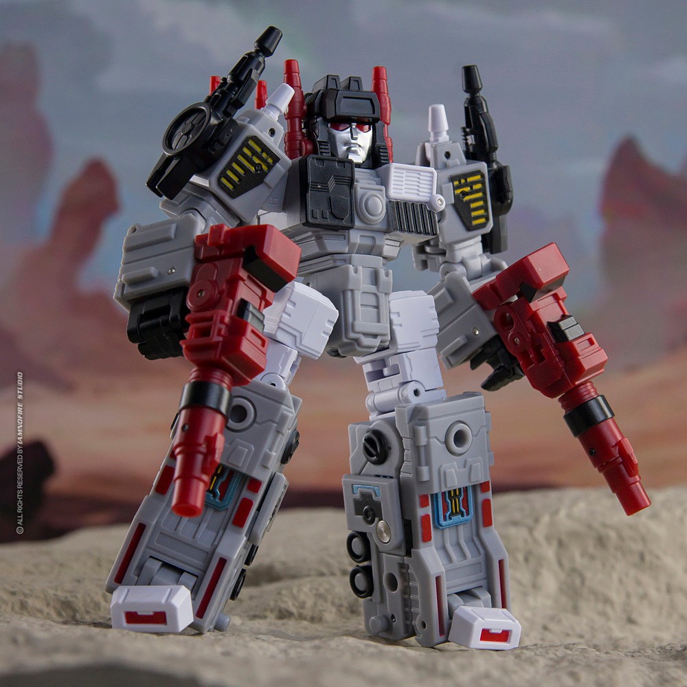New Transformation toys Extrme Warfare Dr. WU DW-E54G Figure In Stock