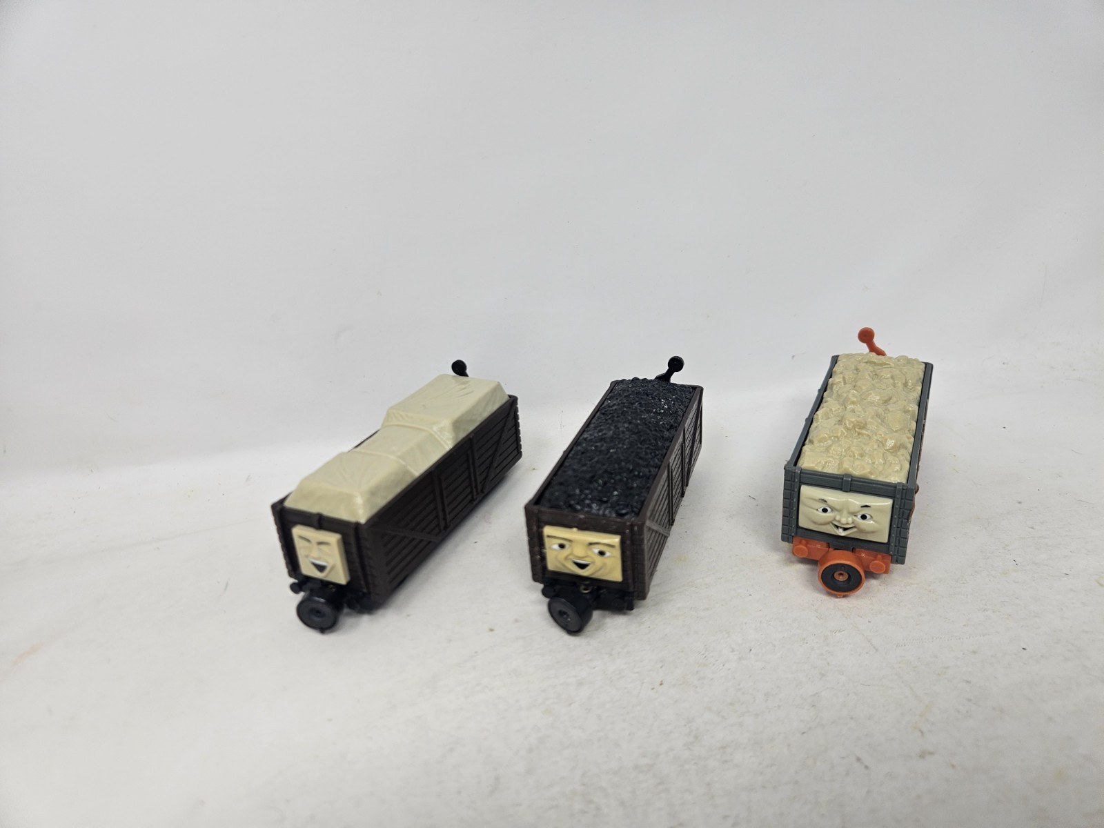 Thomas & Friends Bandai TECS Gold Rail Plastic Troublesome Truck SC Ruffey GUC