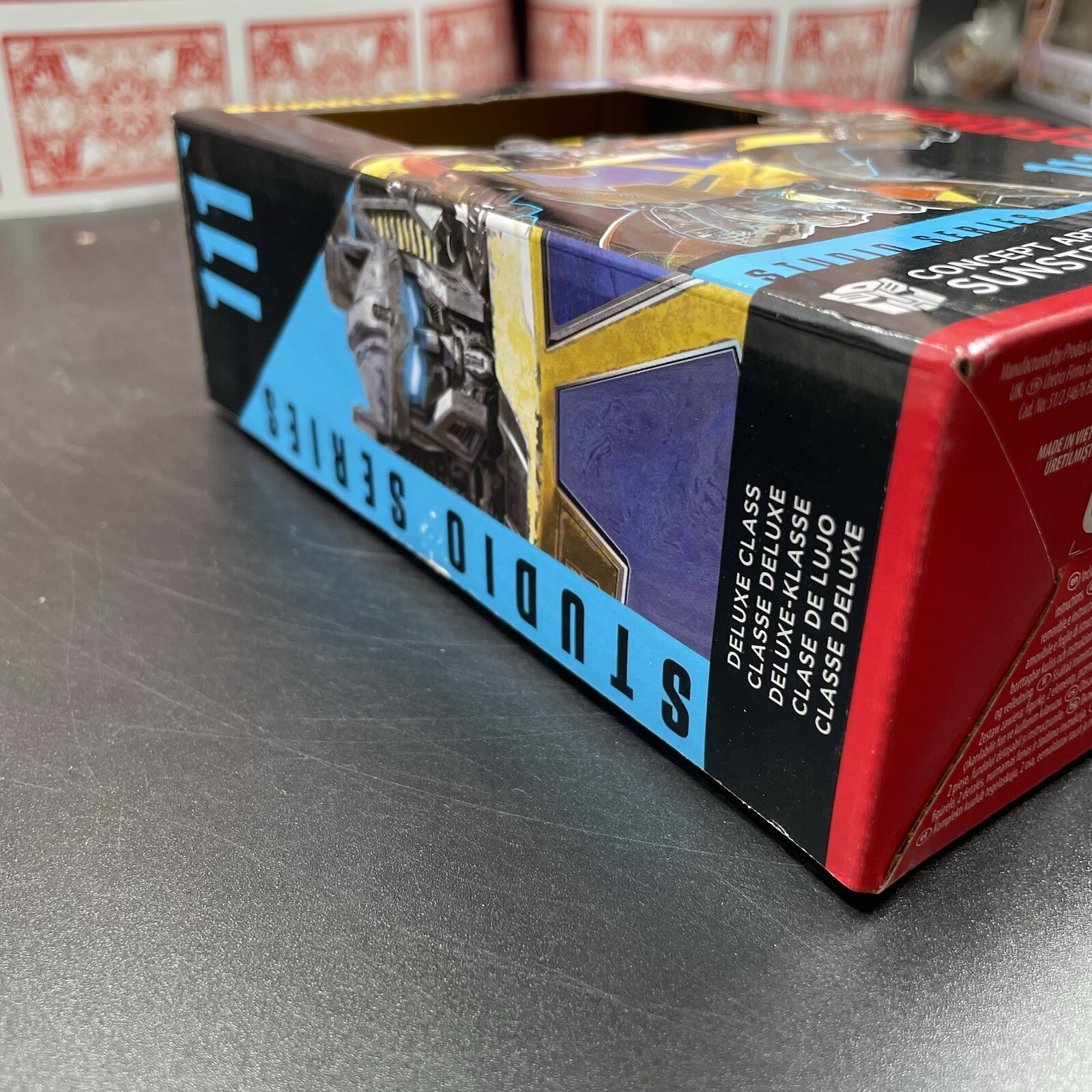 Hasbro Transformers Studio Series SS111 Deluxe Sunstreaker New Sealed