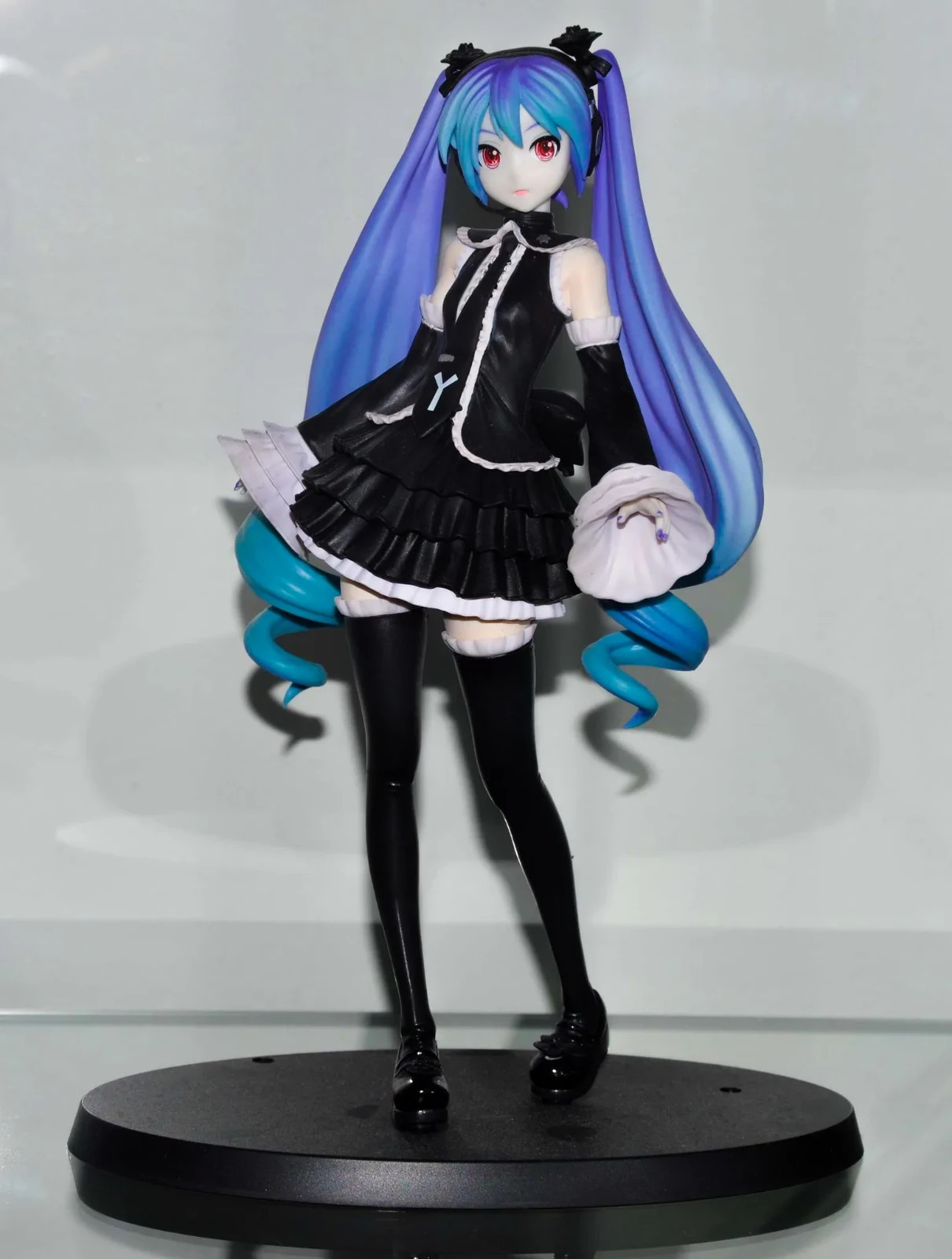 Hatsune Miku Project DIVA Future Tone Black Dress 17cm Anime Figure Toy