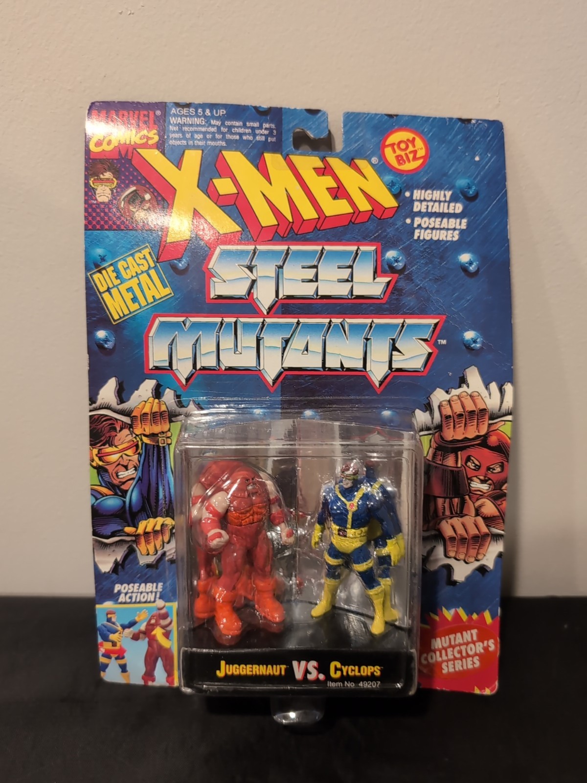 1994 Toybiz X-MEN Steel Mutants Juggernaut Vs. Cyclops Action Figure