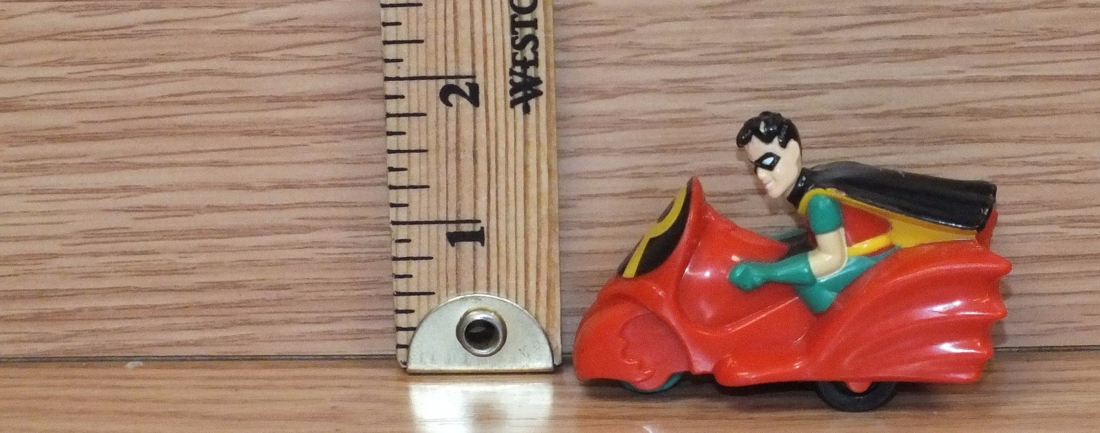 Unbranded / Generic (1993) DC Comics Robin from Batman on a Motorcycle Only READ