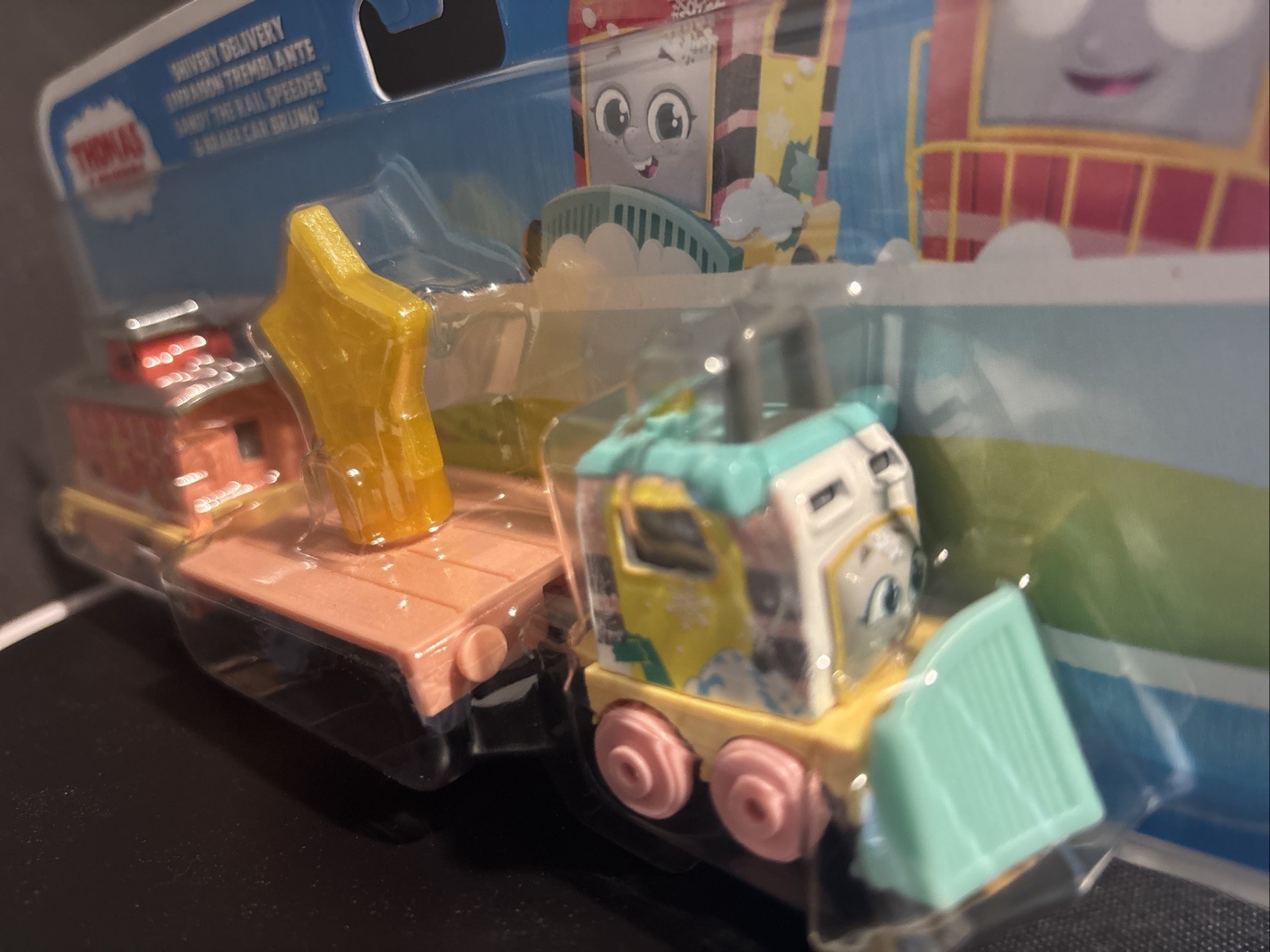 Thomas & Friends, Train Set Shivery Delivery Sandy & Brake Car Bruno, New!