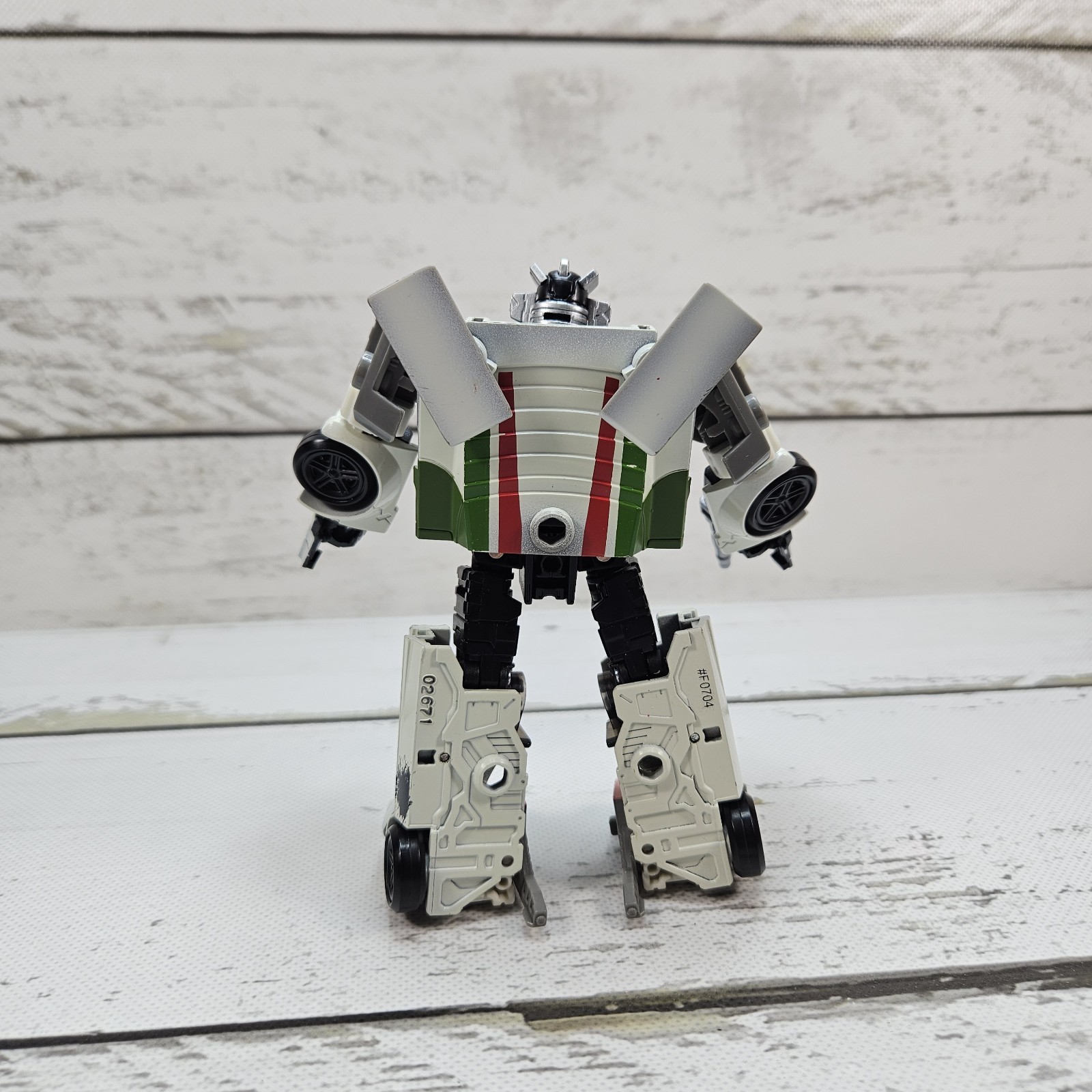 Transformers War For Cybertron Wheeljack Deluxe 2020 Netflix 5&Prime; Figure Hasbro