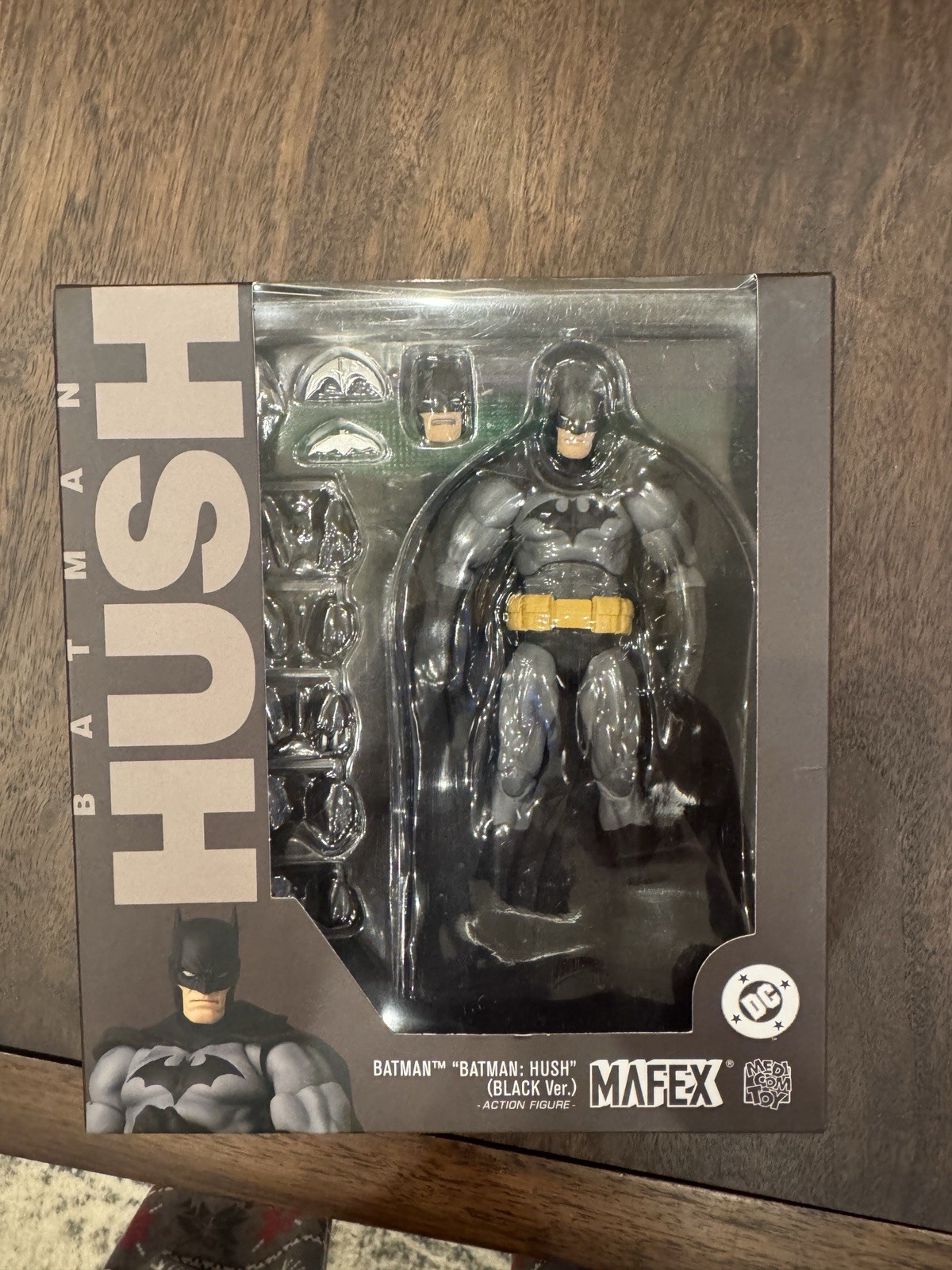 Medicom Batman Hush (Black Version) Mafex 6 inch Action Figure – FEB208291