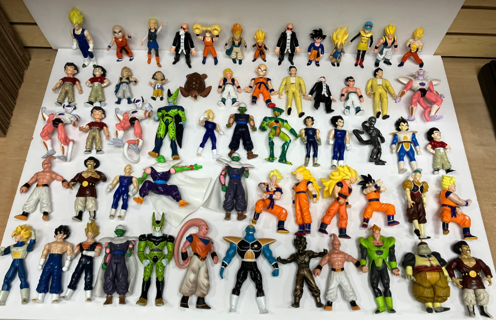 Lot of 60 *** Bandai, jakks, Irwin DBZ Dragon Ball Z action figures