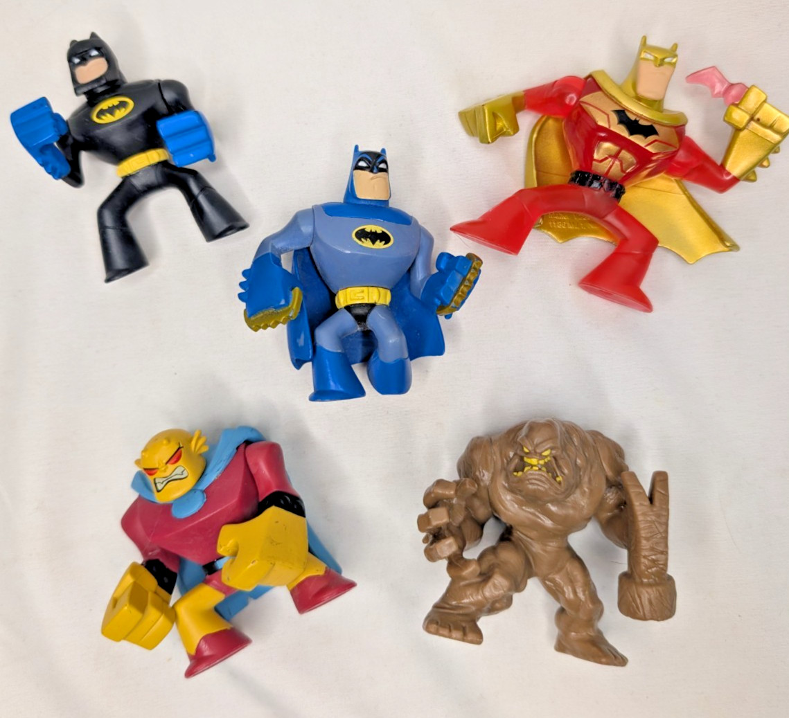 Batman BRAVE And BOLD Mini Mystery Figures Demon Clayface Red Gold brass knuckle