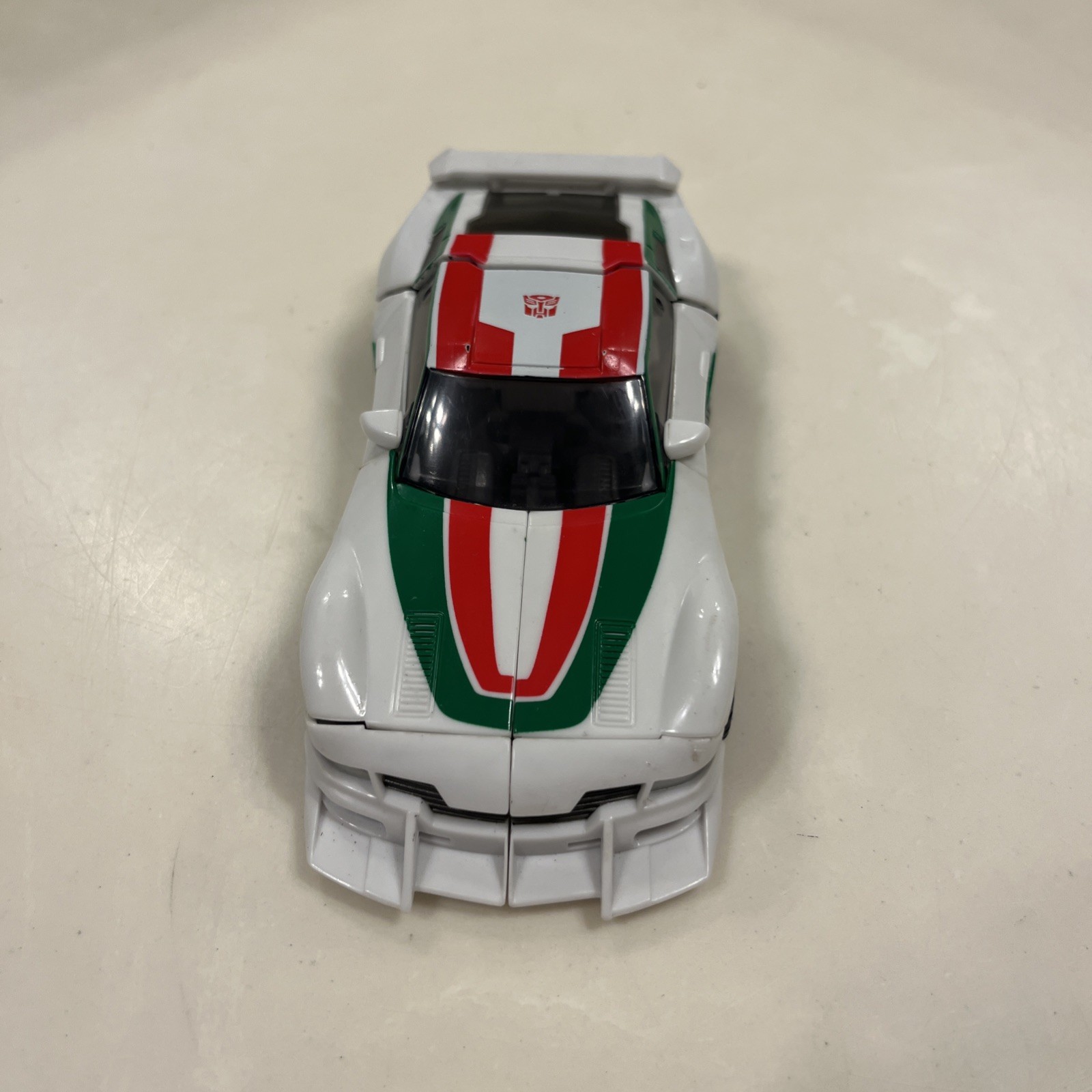 Transformers Generations Wheeljack Deluxe Class Autobot 2010
