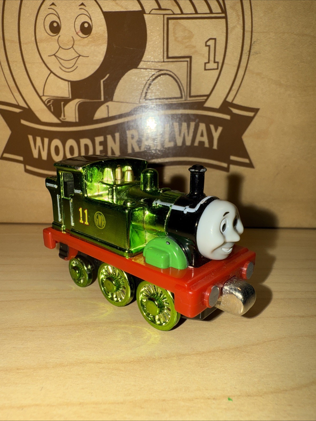 METALLIC OLIVER ! THOMAS FRIENDS TRAIN Diecast TAKE N PLAY ALONG SHINY LIMITED