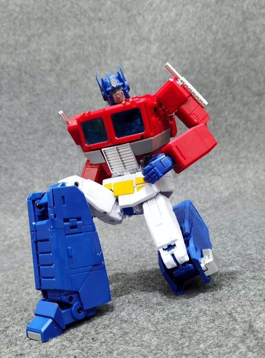 MP-44 Optimus 3.0 Masterpiece Scale (Improved Backpack Version)🇺🇲NEW 4th Party