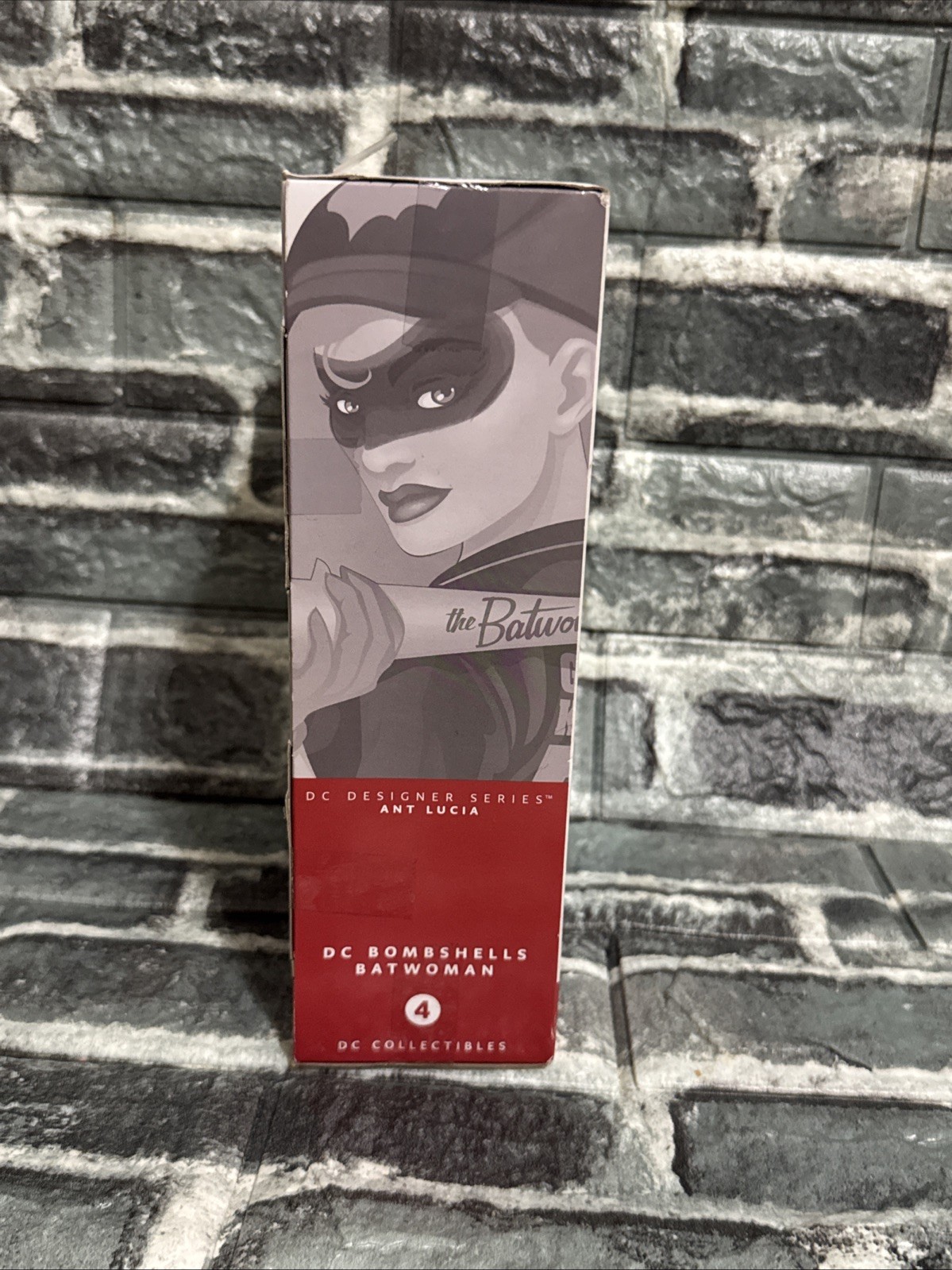 2017 DC Designer Series Bombshells Batwoman Figure Ant Lucia NIB/Sealed HTF