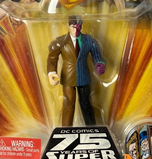 TWO FACE Dc Universe 75 Years of Super Power Sealed 3 3/4&Prime; Figure with Button