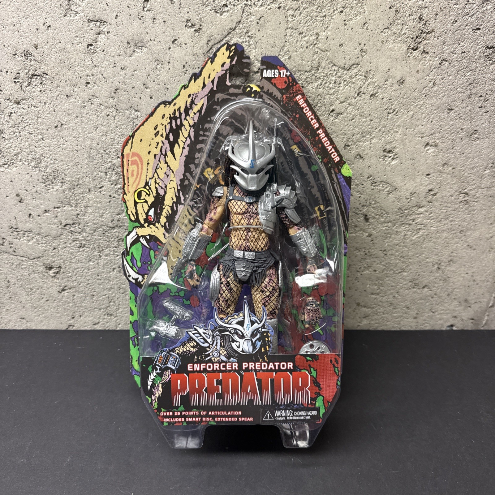 NECA Predator Enforcer Predator Action Figure Dark Horse Comics New 2014