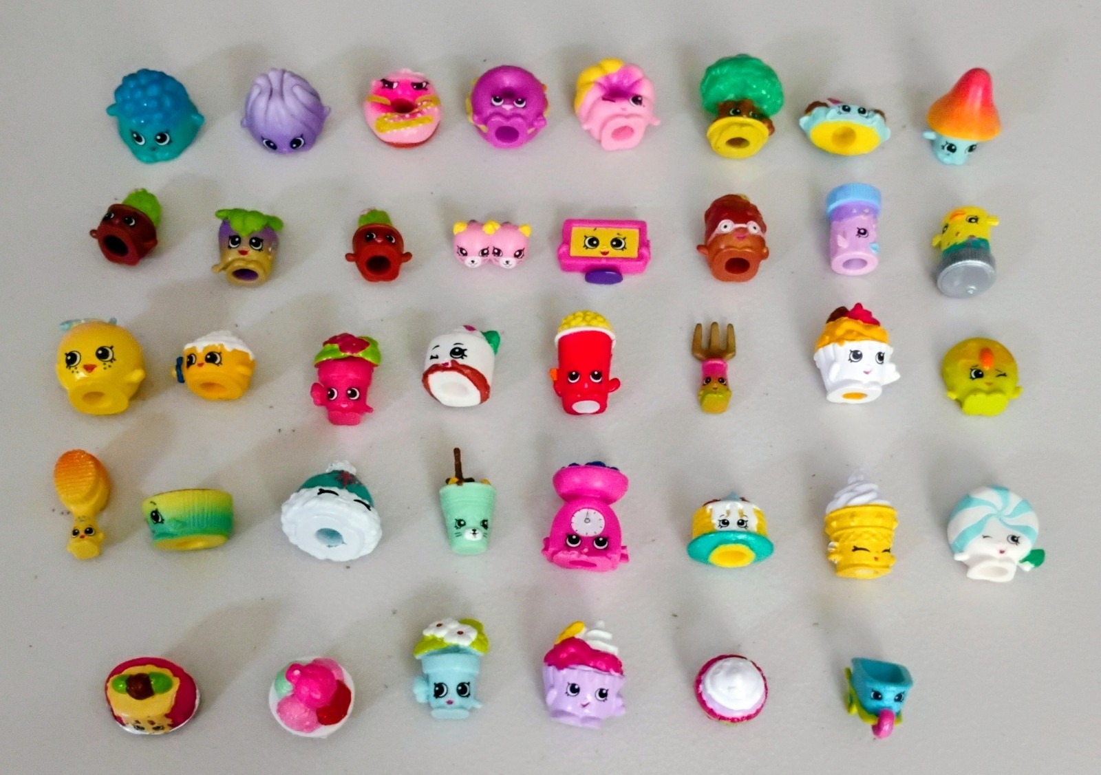 Shopkins Season 3 Lot Of 38 Mixed Figures Shoes Food Accessories Moose Toys