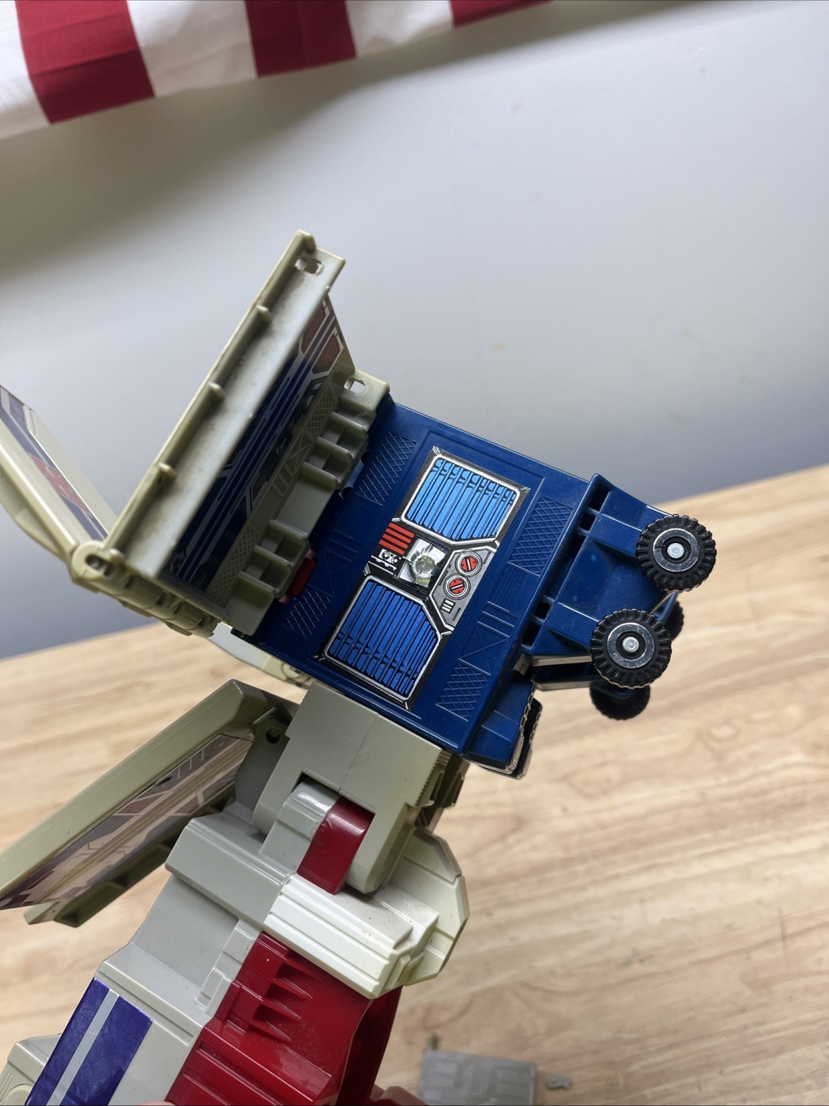 Vintage Transformer Optimus Prime Broken Hinge