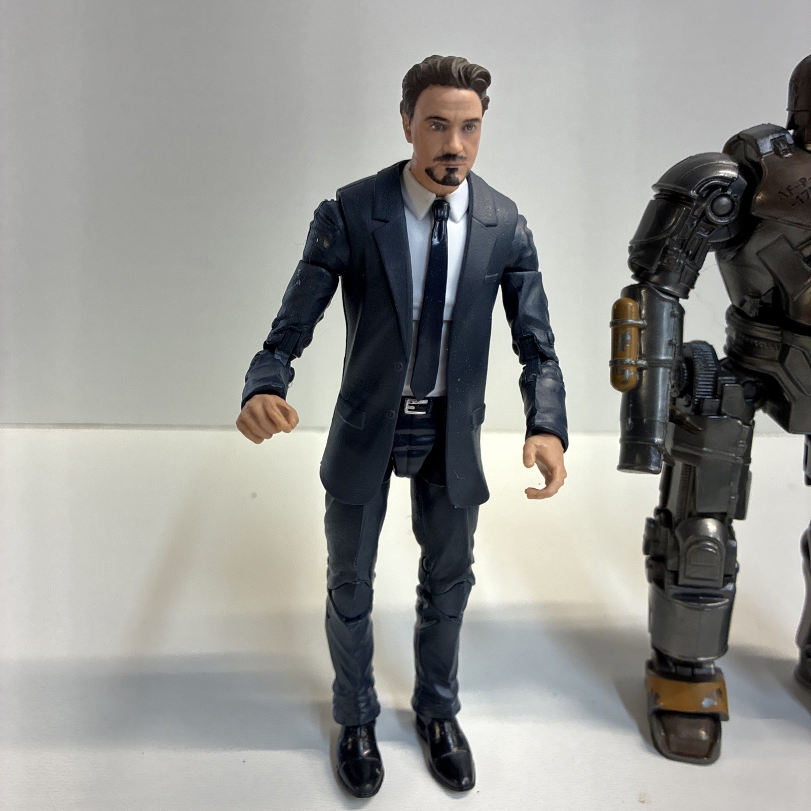 Hasbro Marvel Legends Studio First 10 Years Iron Man Mark 1 Tony Stark 2-Pack