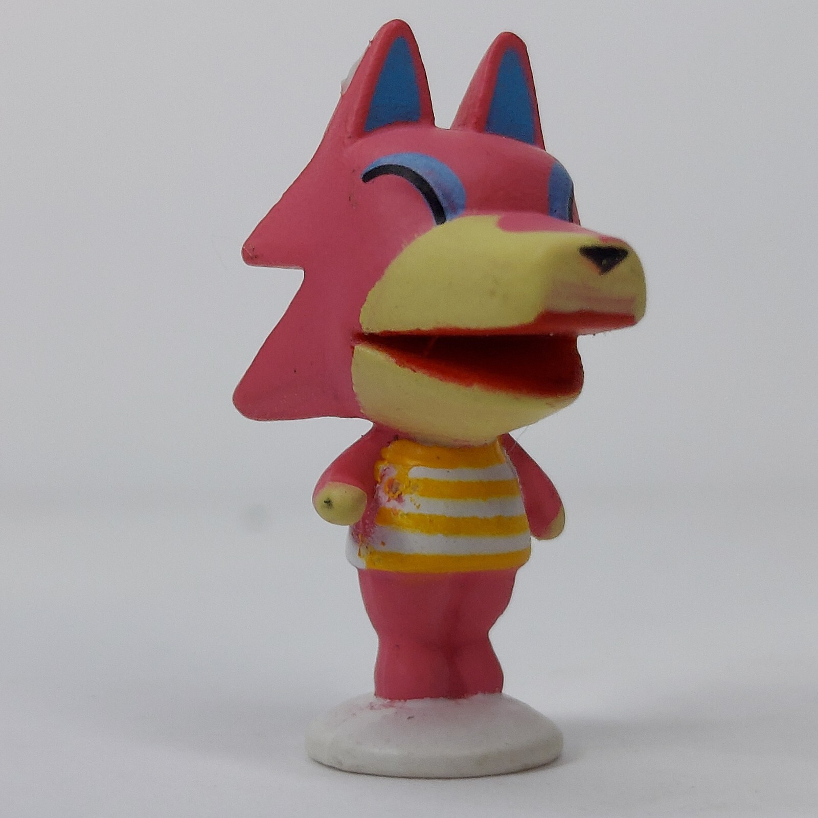 2001 Animal Crossing New Horizons Freya Wolf Playset 1&Prime; Mini Figure