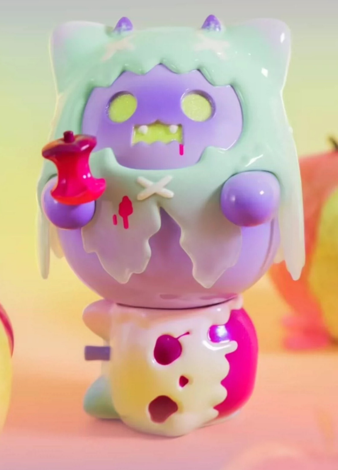Shinwoo Just One Bite 150% Figure Resin H12CM Designer Toy Limited of 151 Pcs