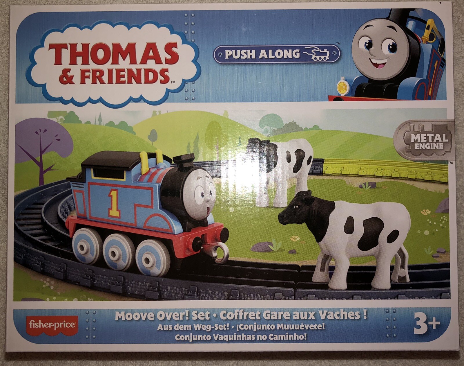 Thomas & Friends Moove Over! Set with Metal Engine Thomas, Track and 2 Cows NEW