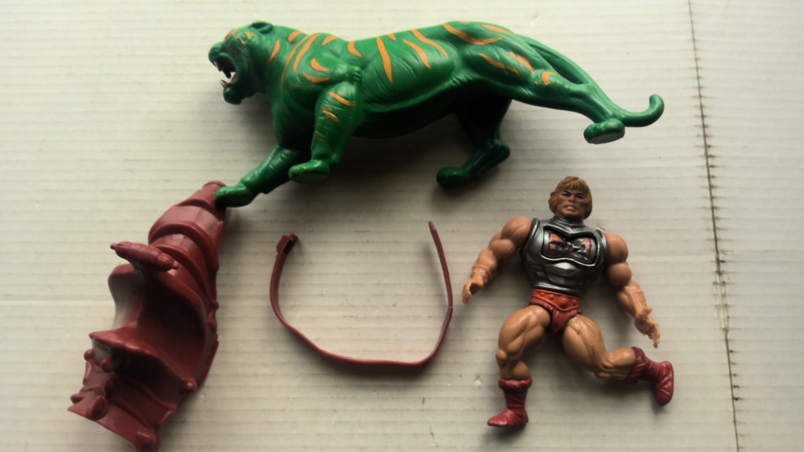 Vintage MOTU He-Man Battle Cat Action Figures Mattel 1983 Retro 80&rsquo;s Toys 1980s