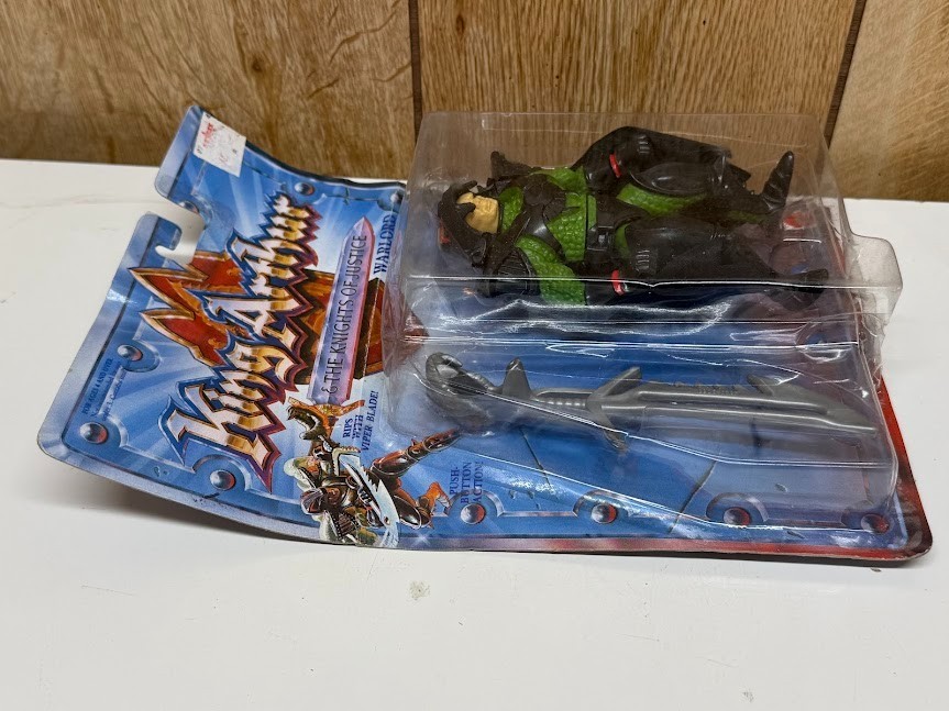VINTAGE 1992 Mattel KING ARTHUR AND THE KNIGHTS OF JUSTICE WARLORD VIPER MOC