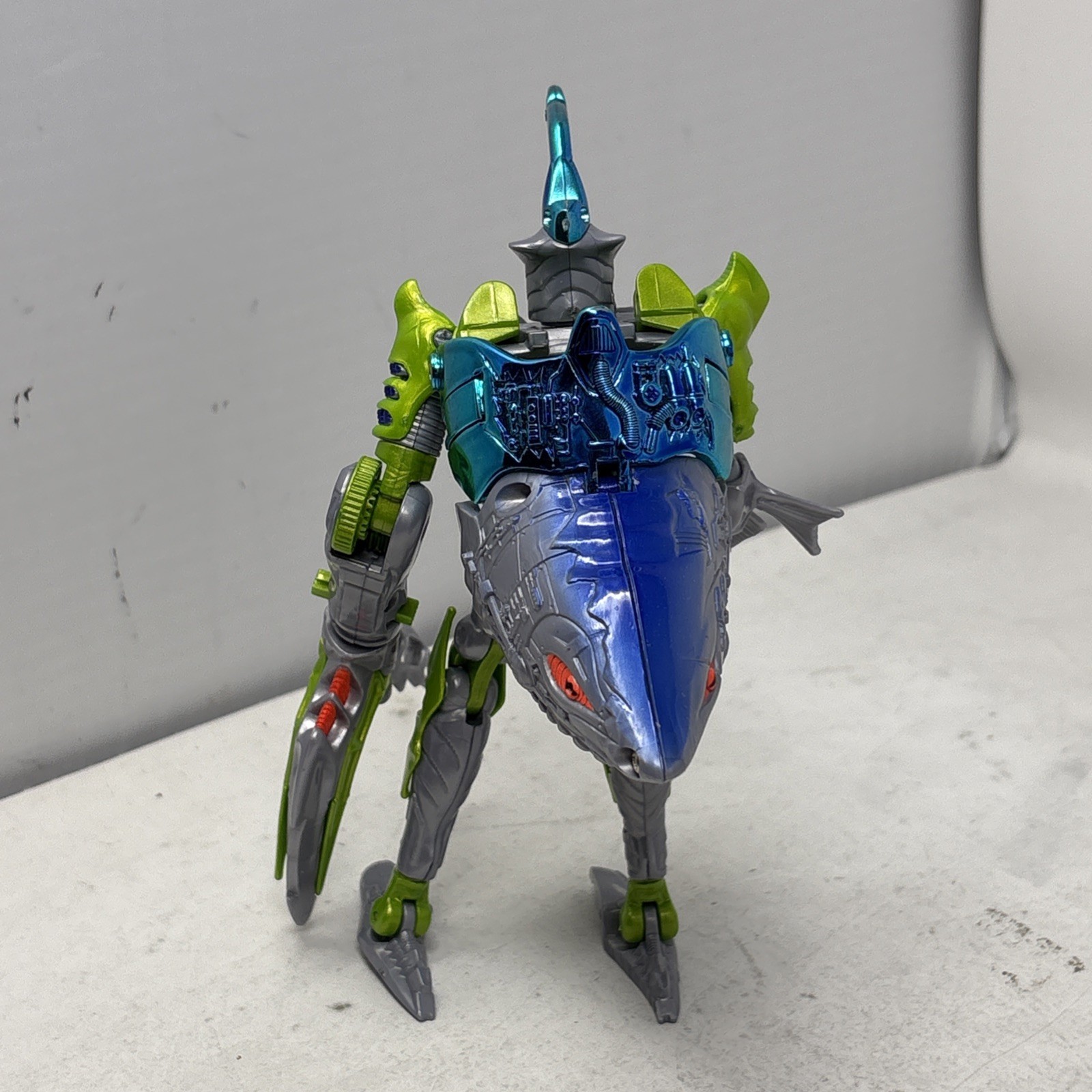 1998 Hasbro Transformers Beast Wars BW Transmetals 2 CYBERSHARK Incomplete