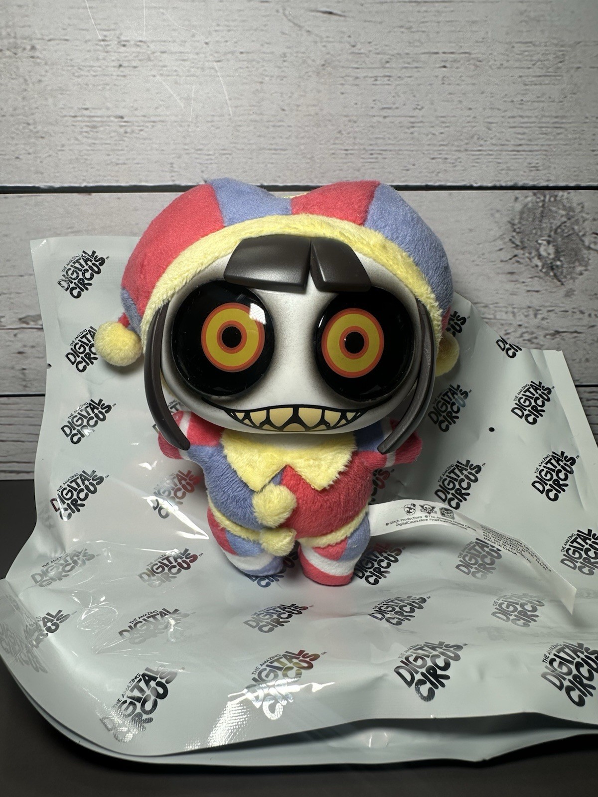 Amazing Digital Circus Pomni Possessed Animiniz Pendantz Blind Box Figure