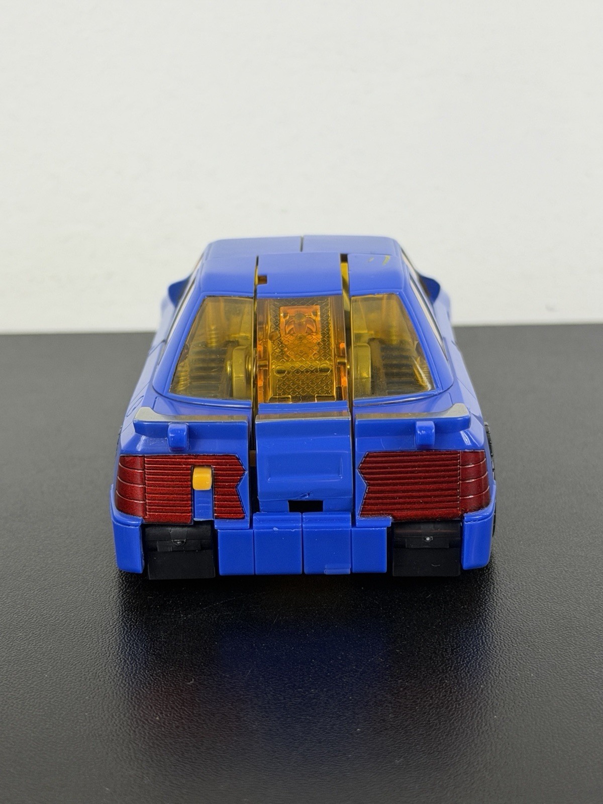 Transformers Armada Super-Con Class Sideswipe with Nightbeat Figure – Complete