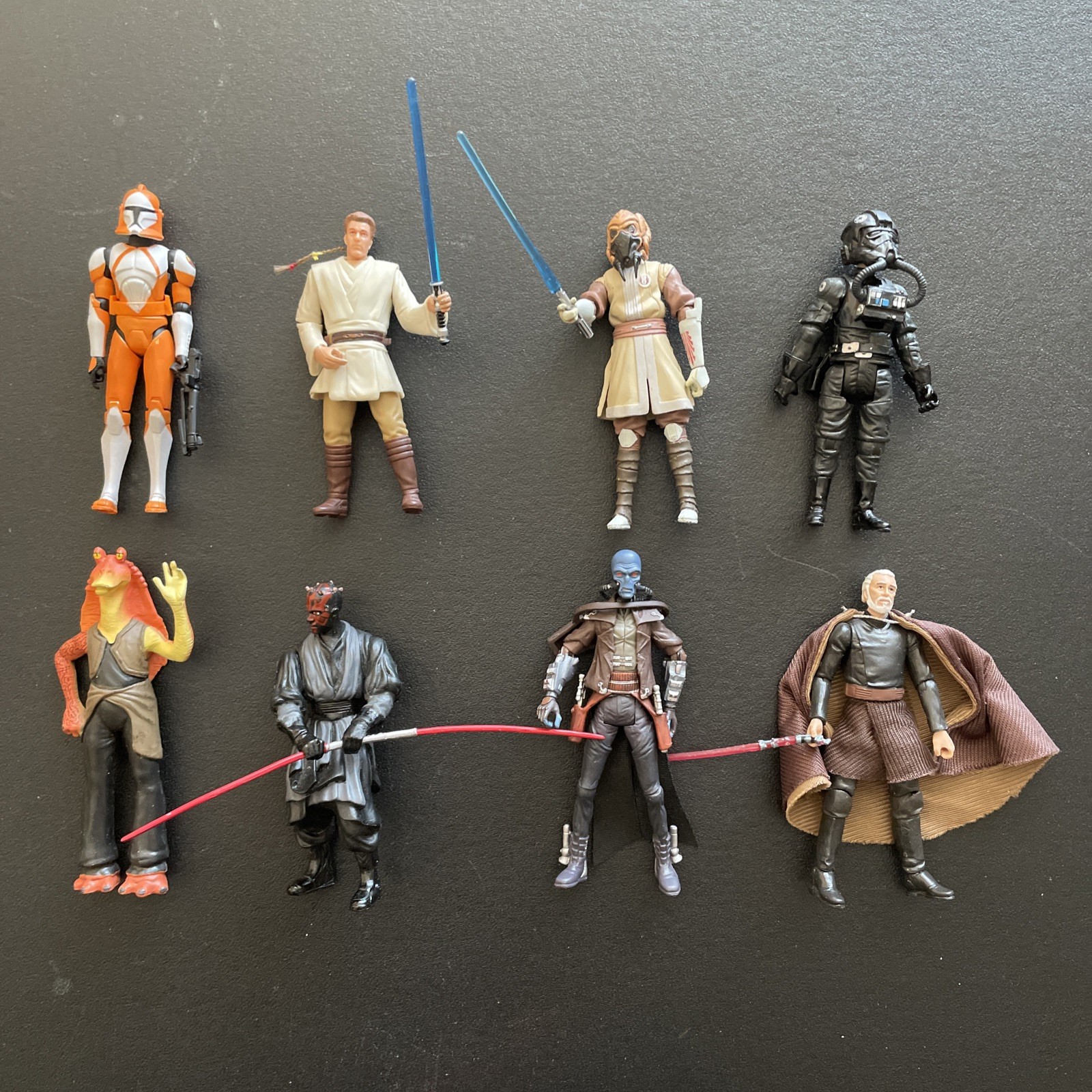 Lot of 8 Star Wars Clone Wars Action Figures 3.75”