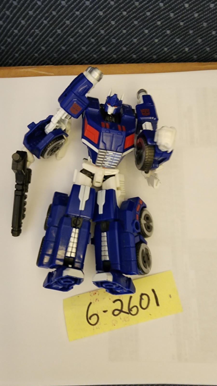 Transformers Generations Fall of Cybertron Ultra Magnus Deluxe Class – No Sword