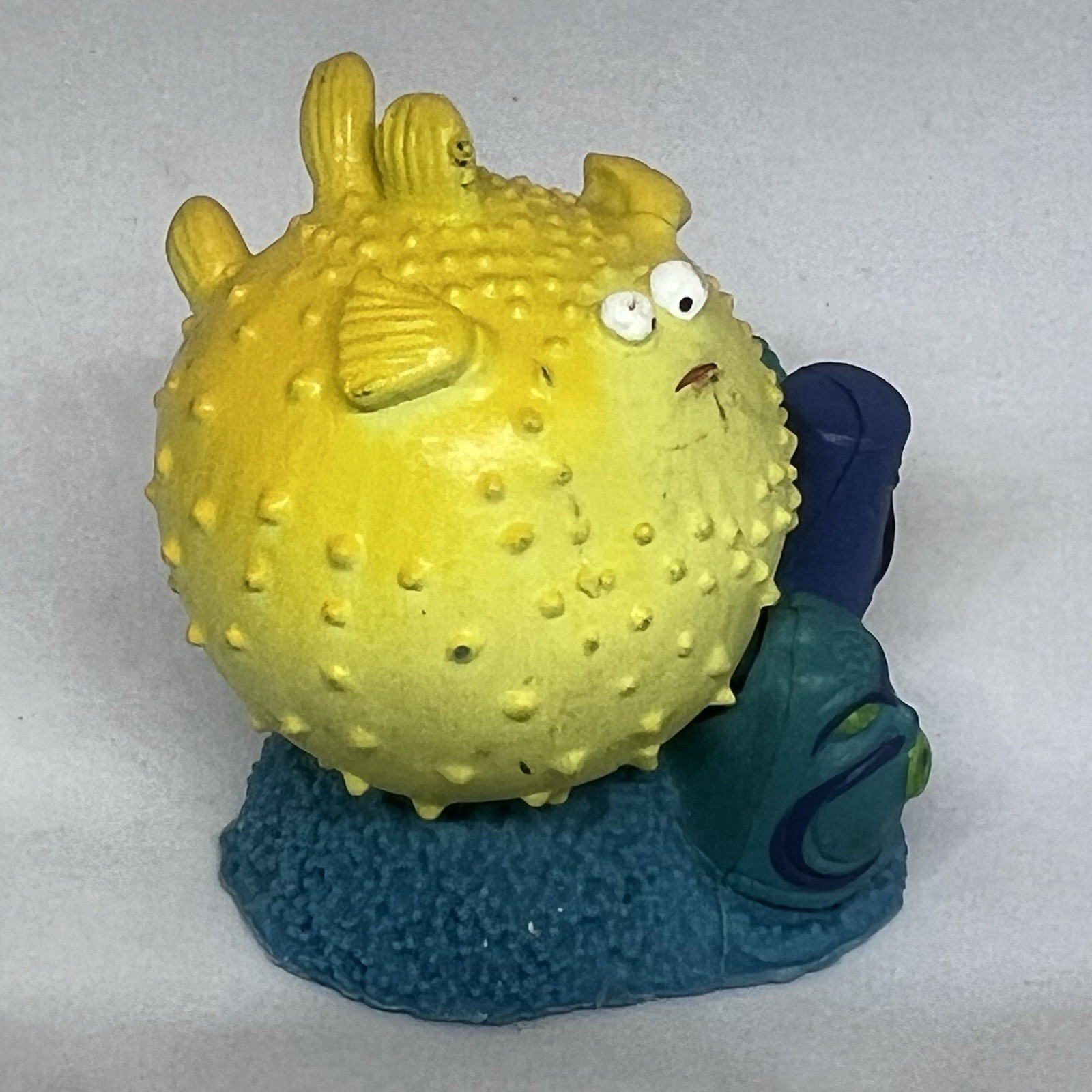Finding Nemo Disney Character 2&Prime; Puffer Fish Figure Toy On Base A1