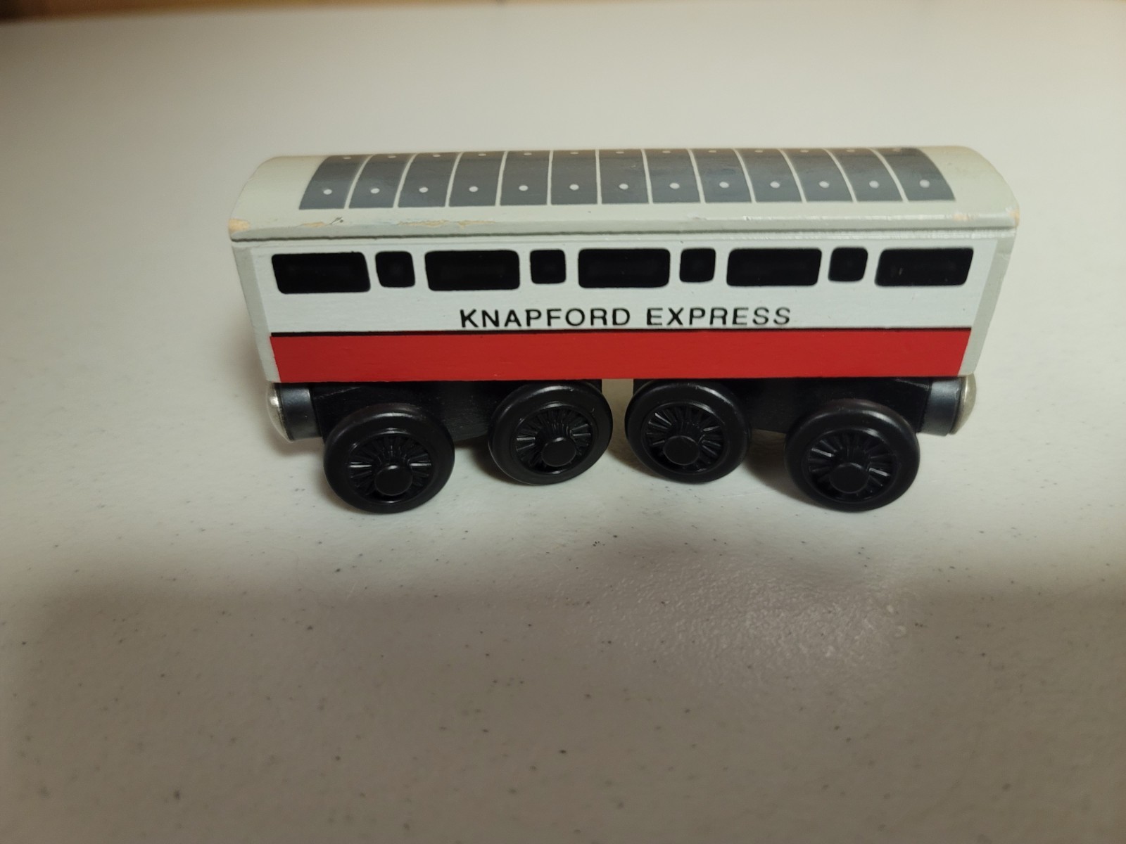 Thomas Wooden Railway Knapford Express Passenger Coach Very Good Condition 1997