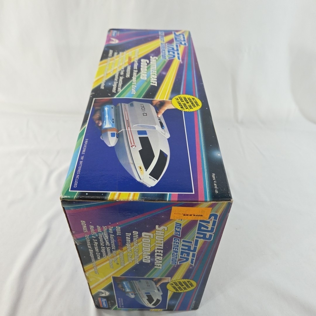 Star Trek The Next Generation Shuttlecraft Goddard 1992 Playmates No. 6101 NEW
