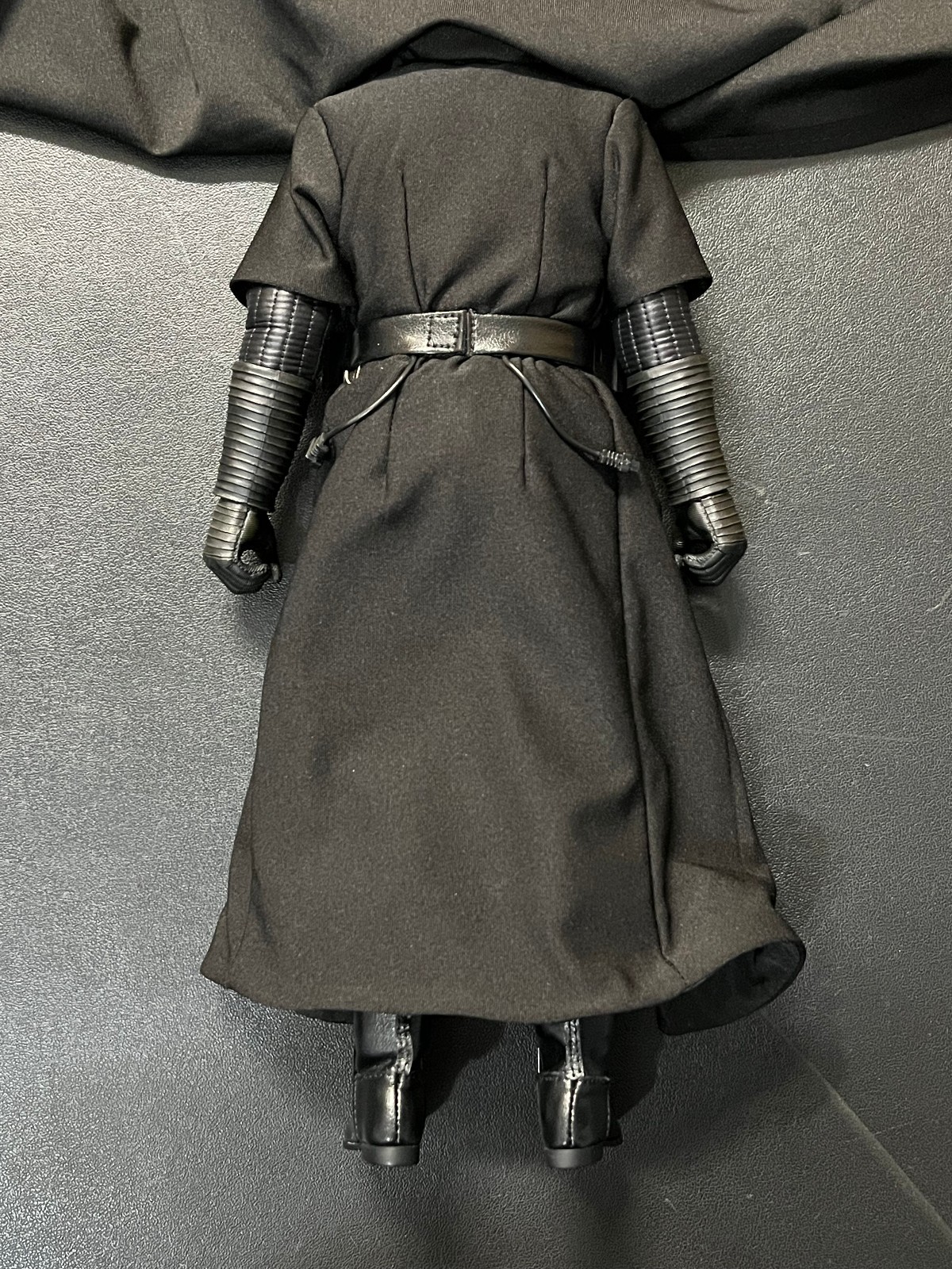 Hot Toys CMS019 Star Wars Dark Empire Luke Skywalker 1/6 Scale Body Full Outfit