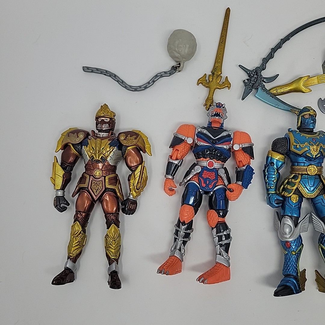 1998 Bandai Mystic Knights of Tir Na Nog Action Figure Lot w Weapons