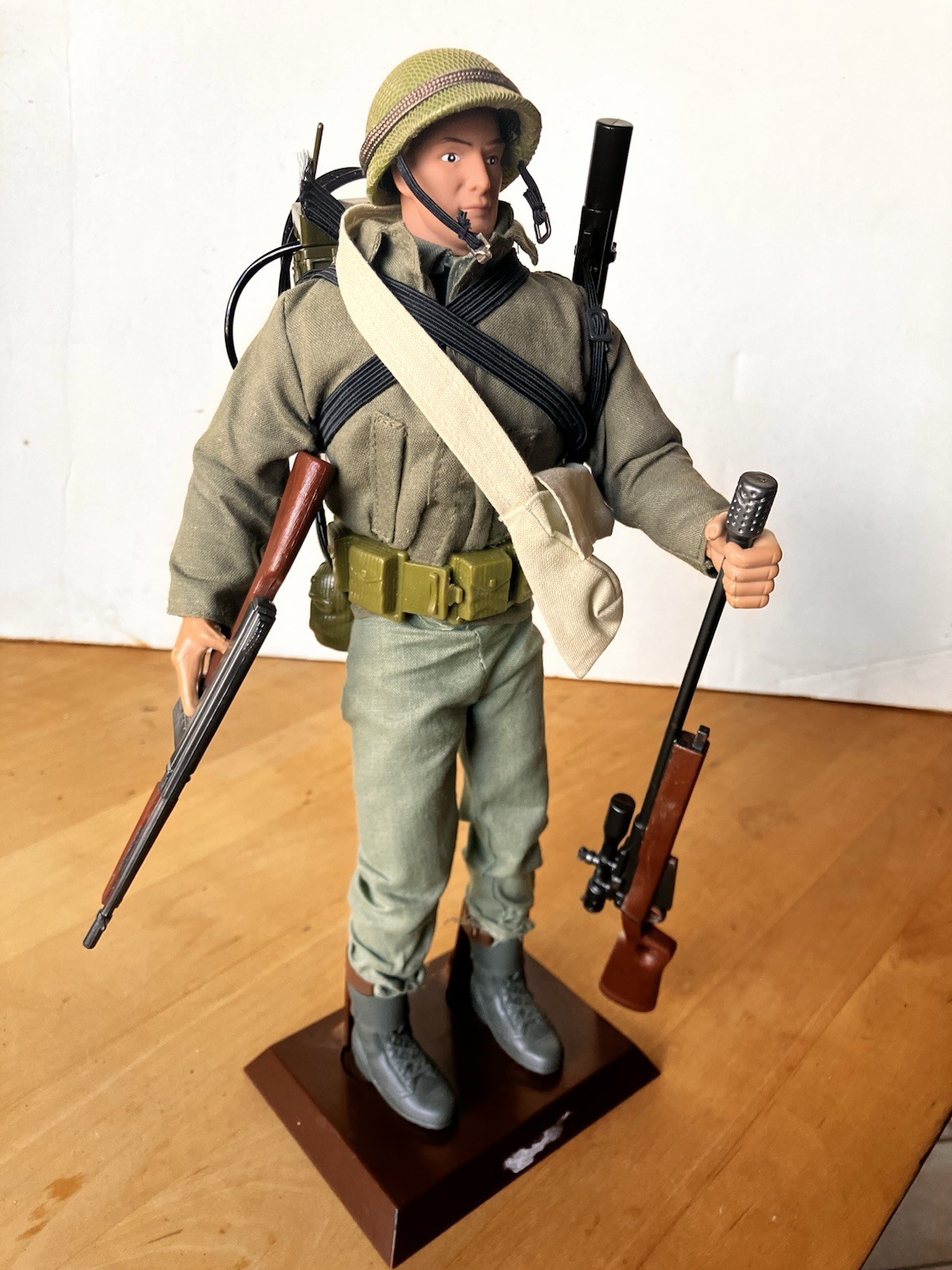 1:6 Formative International Soldiers of the World WWII US Army Radioman Operator