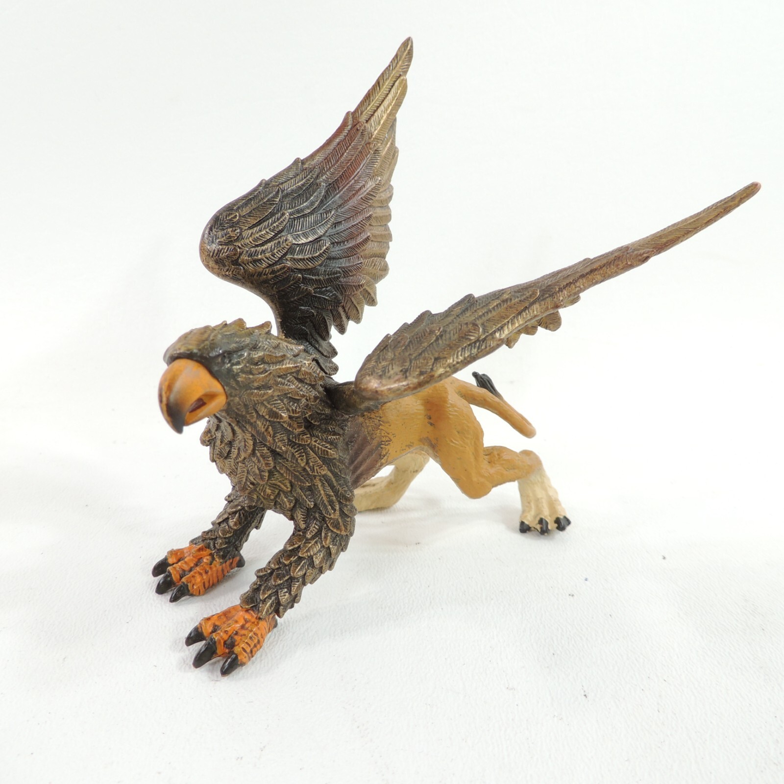 Mythical Realms Action Figure by Safari Ltd Griffin 4 x 5&Prime;, 0510.