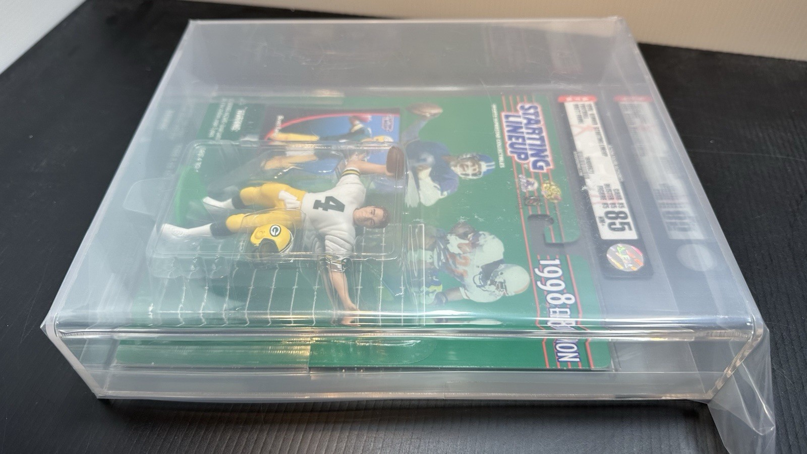 1998 SLU Starting Lineup NFL BRETT FAVRE AFA85 Graded Green Bay Packers MOC