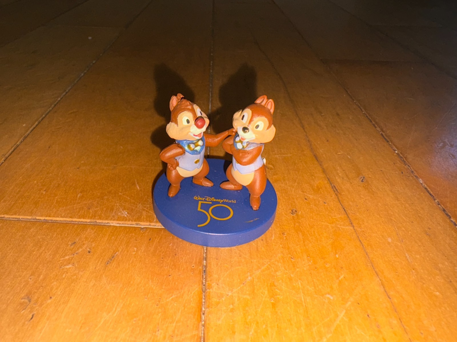 Walt Disney World 50th Anniversary Chip & Dale Mini 1.5&Prime; PVC Figure