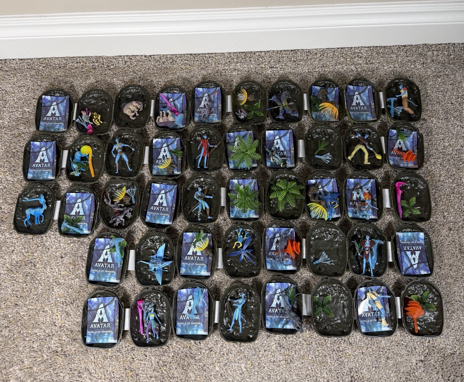 McFarlane Avatar Blind Box Figures 23/24 Near Complete Pandora Set
