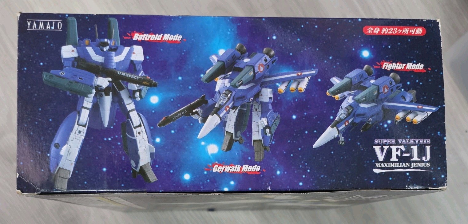 Macross / Robotech VF-1J – 1/60 Super Valkyrie Yamato Maximillian Jenius