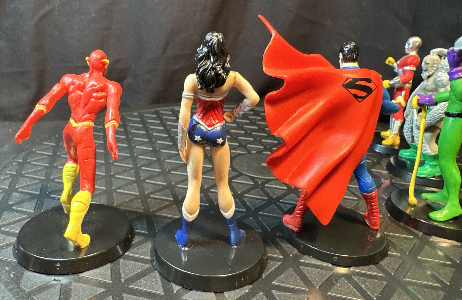 Superman Wonder Flash Riddler Deadshot Doomsday DC Comics Cake Topper Toy Figure